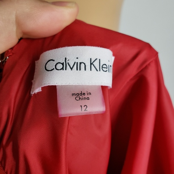 Calvin Klein Gorgeous Red Maxi Formal Dress - Picture 5 of 5